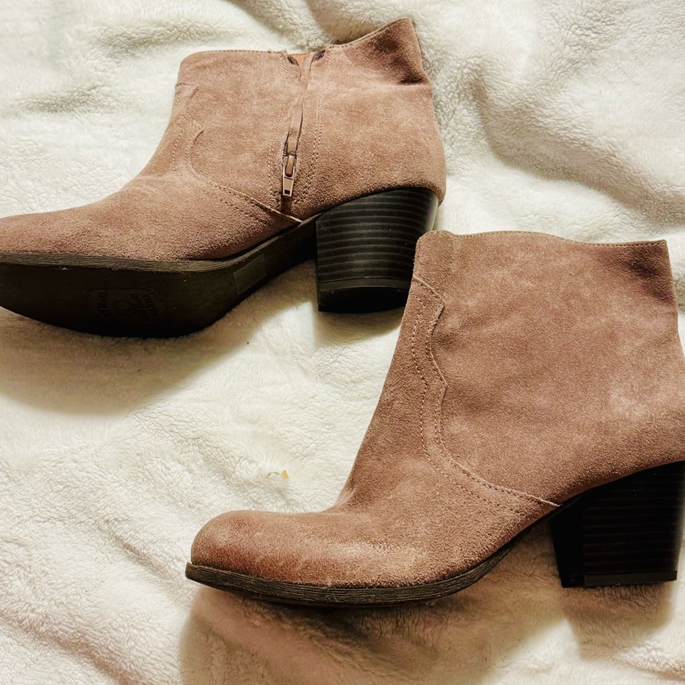 Lucky Brand Tan Ankle Booties with Block Heel